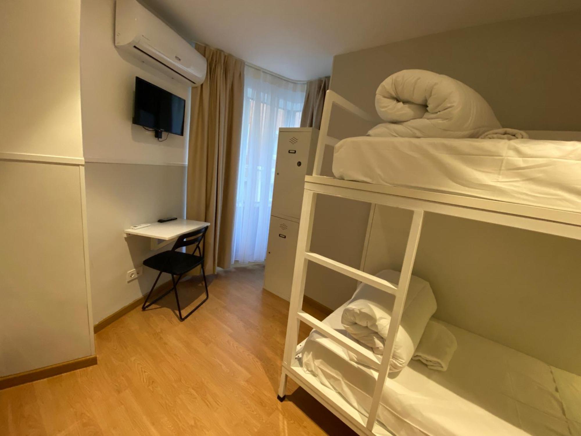 Far Home Gran Via Madrid Pokoj fotografie